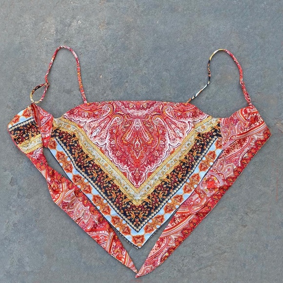 Princess Polly Kehlani Red Bandanna Style Paisley Top - Picture 2 of 4